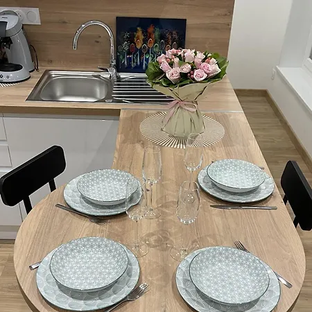 Au Balcon De La Basilique