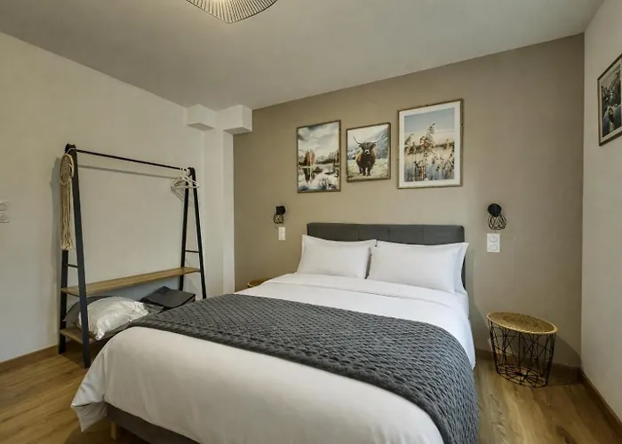 Au Balcon De La Basilique